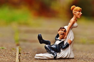 开云体育平台-羽毛球新人在国际赛场崭露头角，羽毛球运动员进场视频